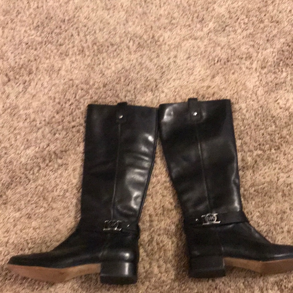 Michael Kors leather boots like new